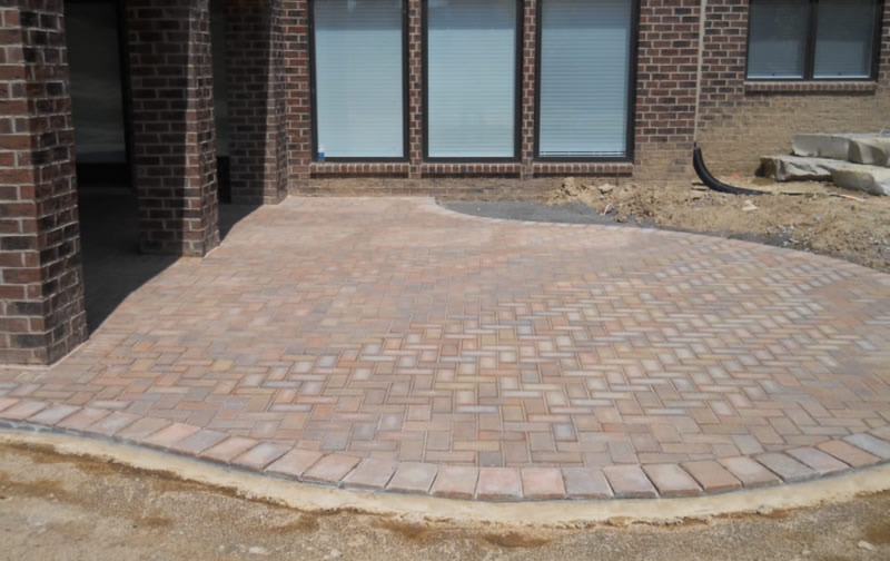 Roseville Brick Paver Gives Tips for Patio Installation